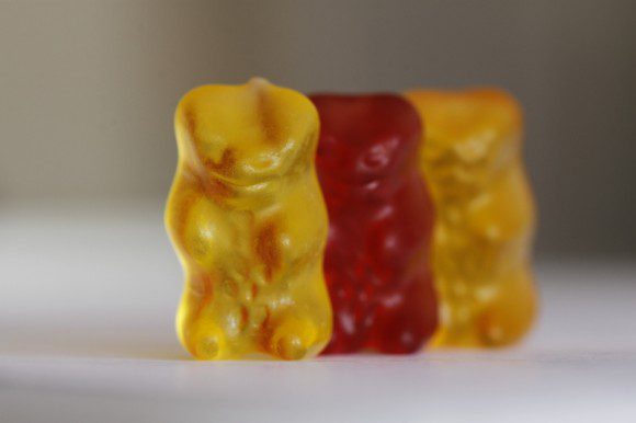 Gummibärchen: Das gelbe im Fokus