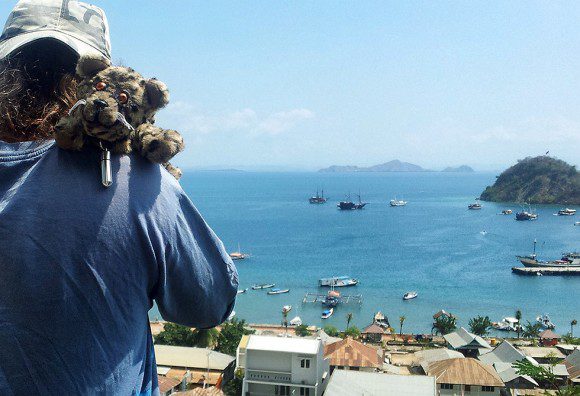 Delbar auf meinen Schultern in Labuan Bajo