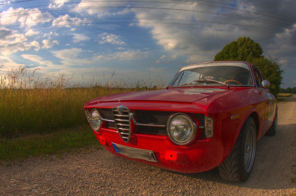 Alpha Romeo Giulia (HDR)