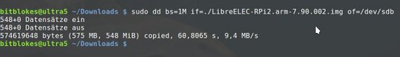 Mit dd das Abbild von LibreELEC auf den Datenträger schreiben