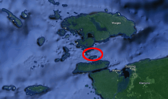 Raja Ampat - from left to right it get narrower and shallower