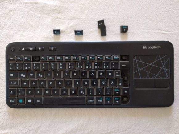 Logitech Tastatur K400 - etwas ramponiert, funktioniert aber noch immer