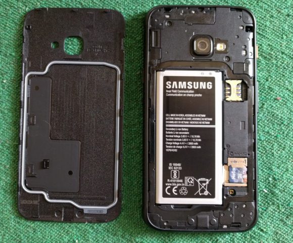 I like the concept of the Samsung XCover 4s - the company behind it will never see me again