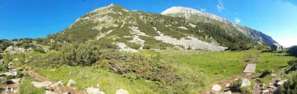 Coworking Bansko kombiniert mit dieser Landschaft …