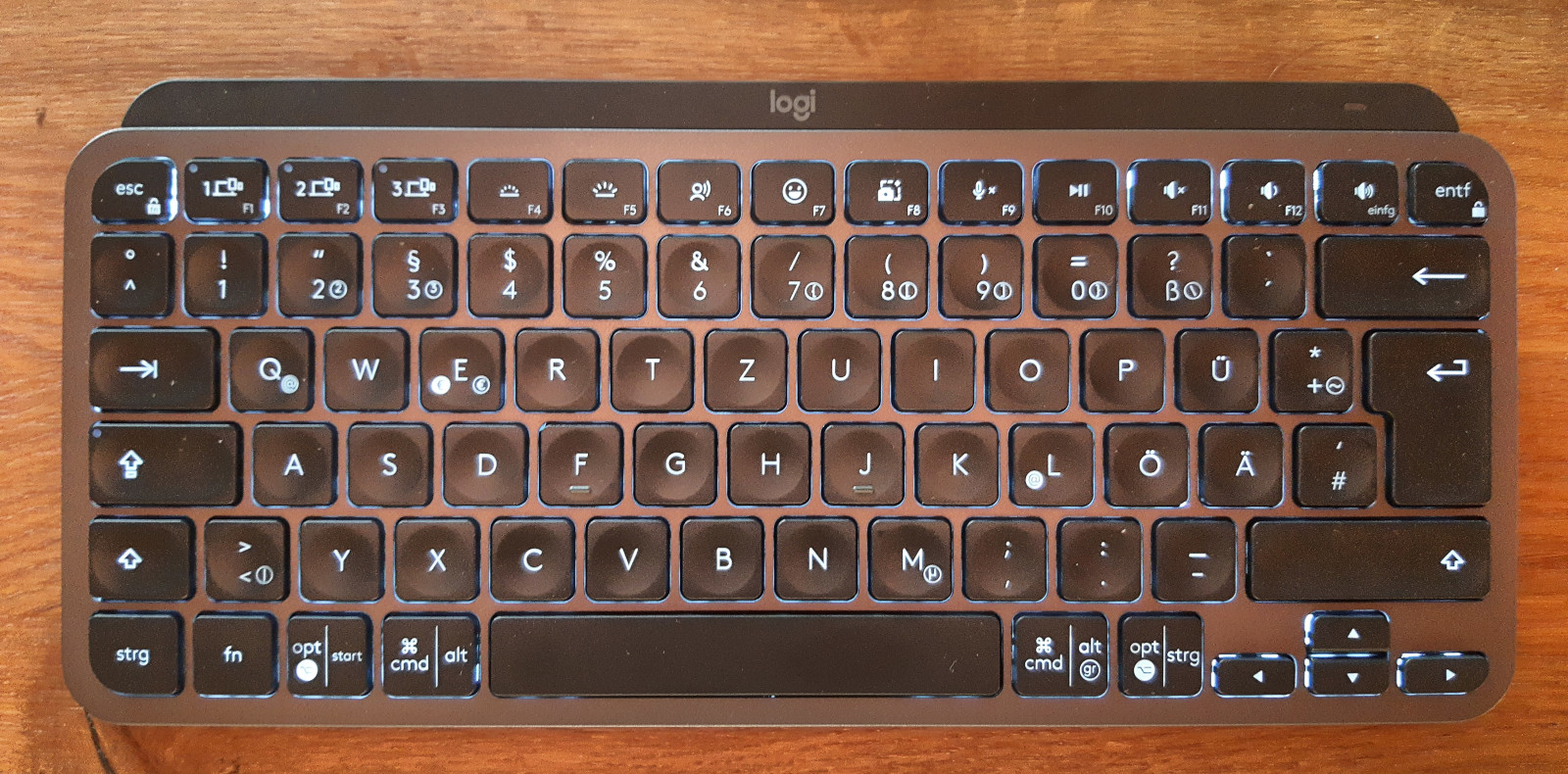 MX Keys Mini (Logitech) mit Linux verbinden gute Tastatur, ABER